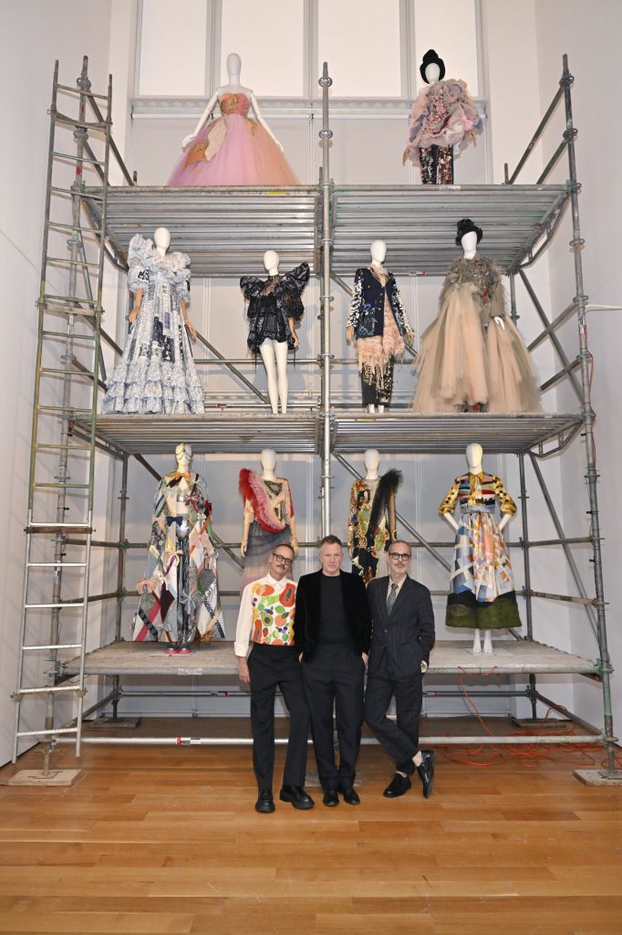 Viktor&Rolf's 'Fashion Statements' hovers between two worlds