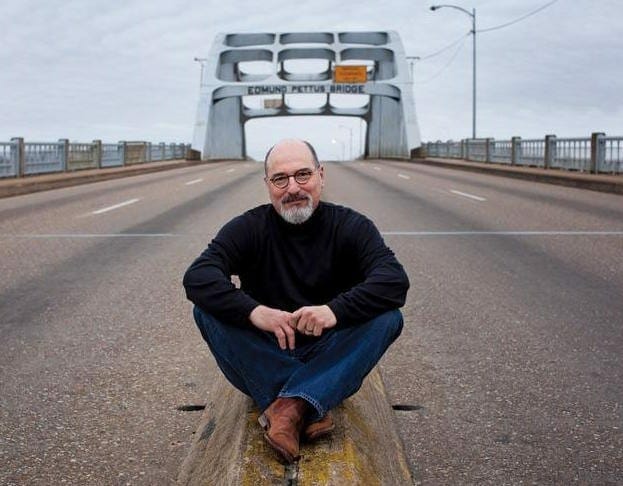 Photographer Jerry Siegel