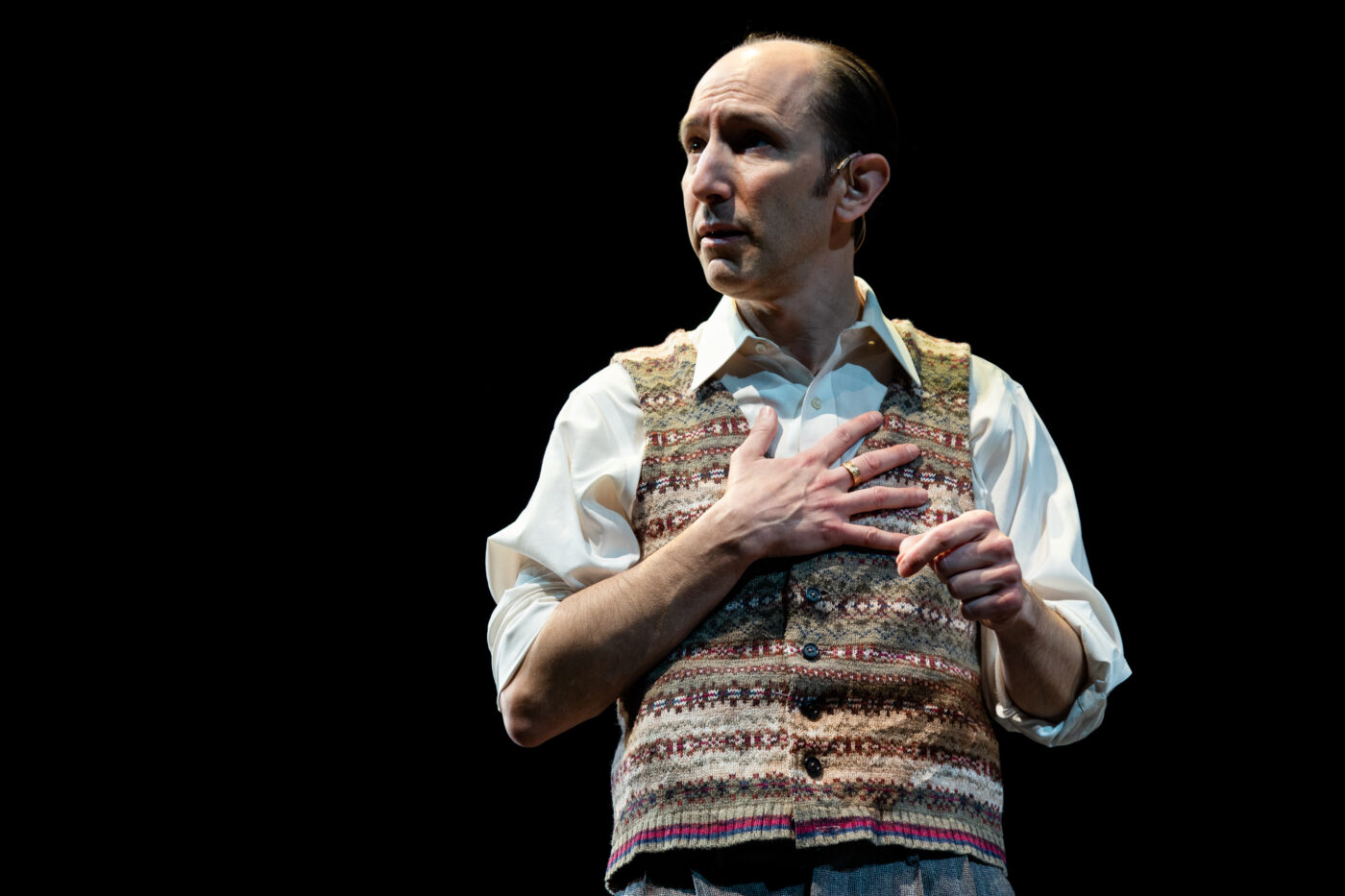 Review: ‘REMEMBER THIS’ showcases heroism amid the Holocaust - ARTS ATL