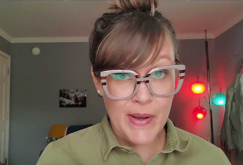 Amber Nash - How to Ruin the Holiday