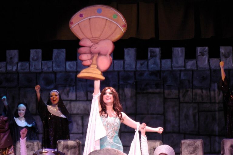 Q&A: McKenzie Kurtz says Atlanta paved her yellow brick road to Broadway