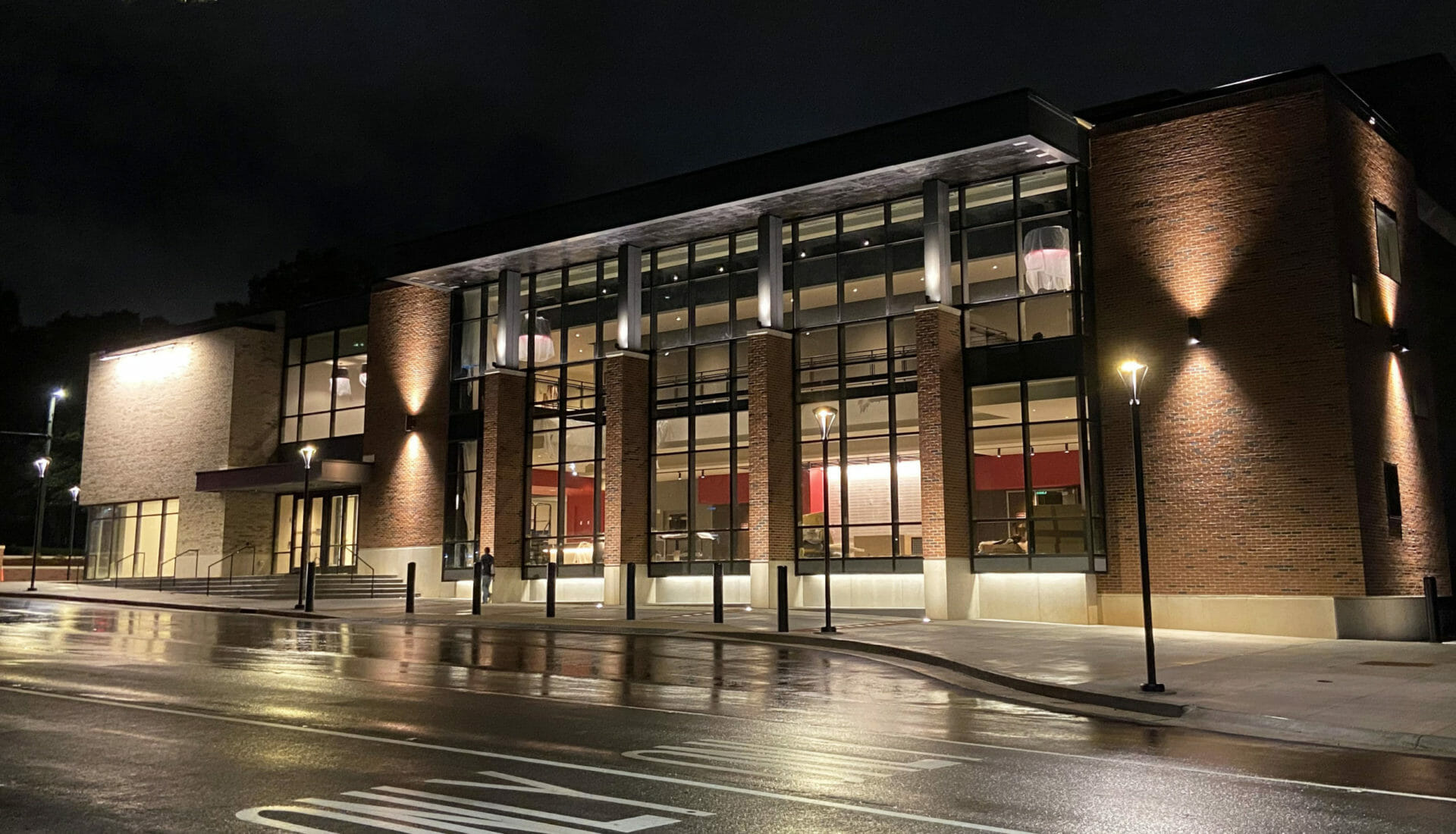 Aurora Theatre opens Lawrenceville Arts Center with public tours this