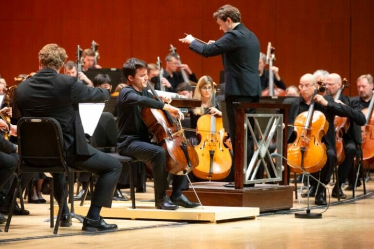 Aso Christmas Concert 2022 Review: Aso Cellist Rainer Eudeikis The Hero Of A Decidedly Uneven Program  - Arts Atl