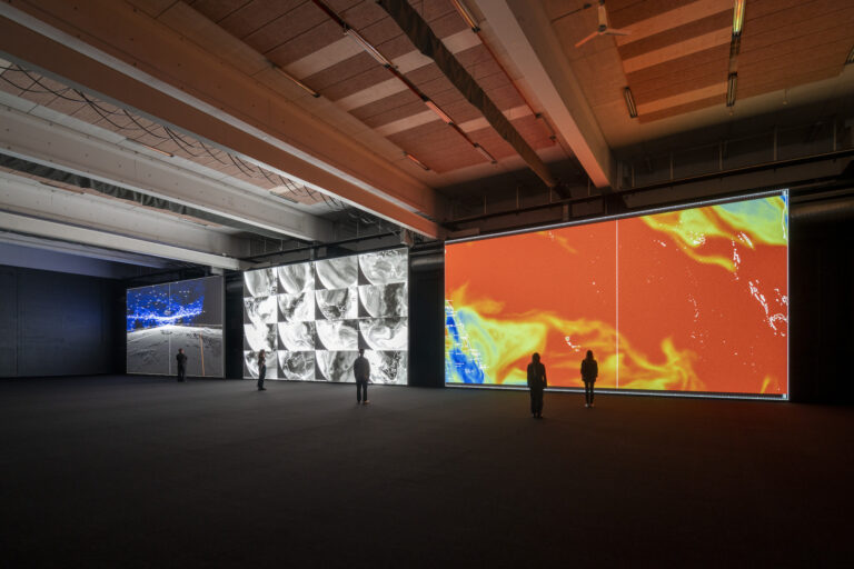 Review: Ryoji Ikeda’s ‘data-verse’ at the High lacks something at its core