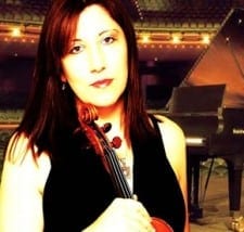Violinist Betul Soykan Violinist Betul Soykan