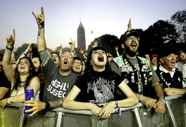 Shaky Knees