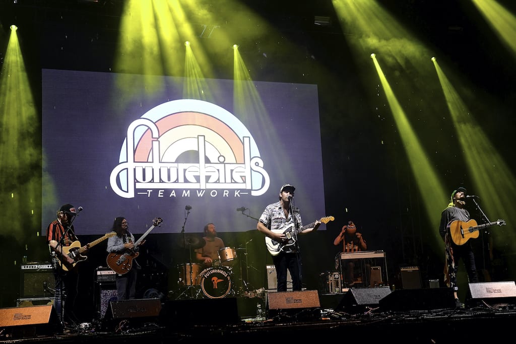 Shaky Knees Futurebirds