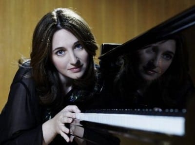Review: A peek at pianist Simone Dinnerstein in recital at Rich Auditorium